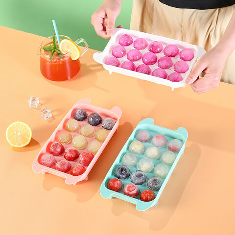 Silicone Ice Hockey Mould Large Round Ice Tray With Lid Creative