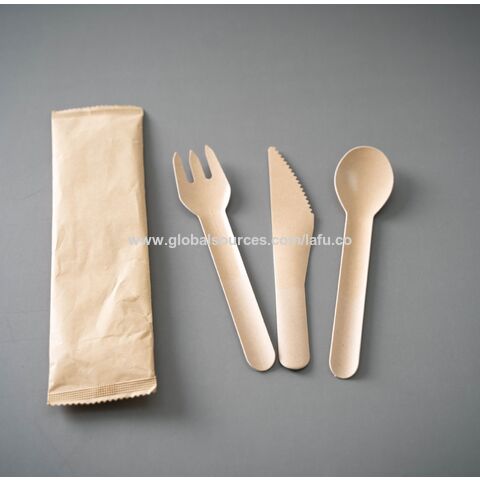 1 set of 3 pieces with spoon and fork microwavable clamshell leak