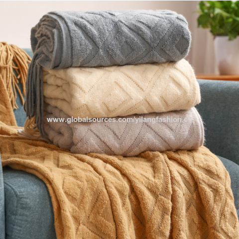 Buy Wholesale China Nordic Style Sofa Cover Blanket Solid Color Summer  Office Air Conditioning Nap Blanket Knitted Small Blanket Bed End Blanket &  Blanket at USD 6.51