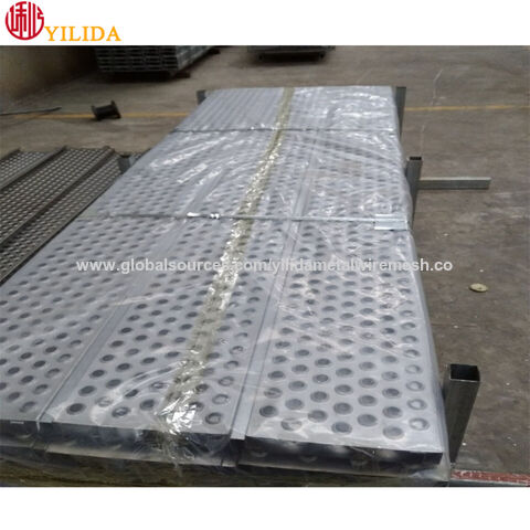 Outstanding metal cable trunking perforated With Non-Slip Covers 