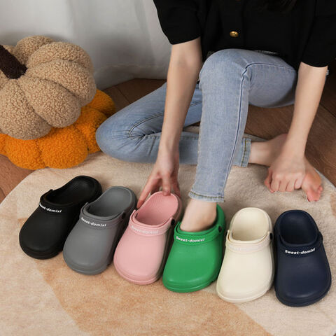 New Trendy Women And Girls Sliders Flat Slippers For Casual Look