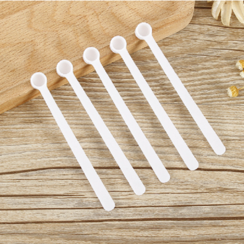 Colher medidora de plástico PP de 0,25 ml, 95 mm, branca transparente, cabo longo, fundo plano, 0,25 CC, para leite em pó e sal for sale at factory direct price