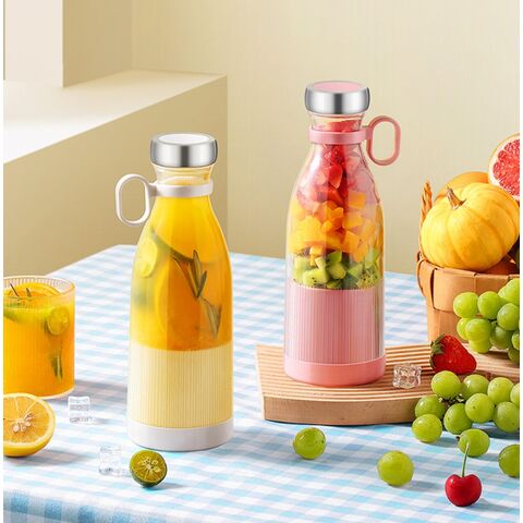 Buy Wholesale China Portable Juicer Household Fruit Small Charging Mini  Juice Electric Shaking Cup & Mini Blender at USD 7.1