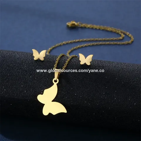 Necklaces and Pendants - Jewelry Luxury Collection