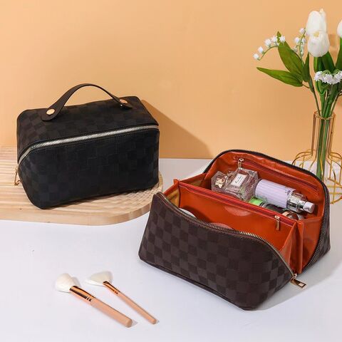 Wholesale Personalized Private Label Eco Friendly PU Vegan Leather Bulk  Waterproof Travel Custom Makeup Cosmetic Bag - China Cosmetic Organizer and Cosmetic  Pouch price
