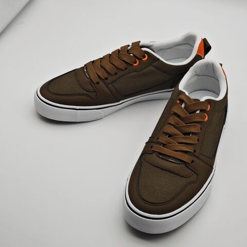 Fashion Breathable Canvas Trendy Shoes Vulcanized Flat Canvas Shoes Men  Outdoor Casual Skateboard Shoes - China Sports Shoes and Shoes price