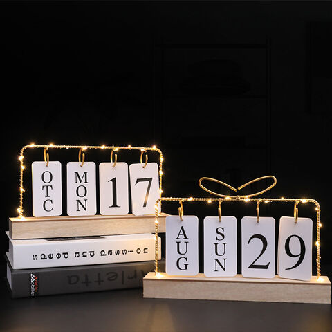 Calendario de Escritorio Metálico y de Madera Maciza para Decoración de Oficina en Casa de Uso Permanente con Arena de Madera para Decoración