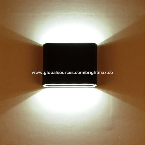 Modern Aluminium Outdoor Waterproof Wall Light E27 Lamp IP65
