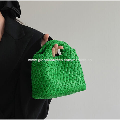 Weaved handbags outlet