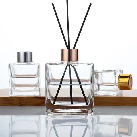 Buy Wholesale China 50 Ml 100 Ml 150 Ml Custom Transparent Square Round  Glass Indoor Perfume Diffuser Bottle With Plastic Plug And Lid & Perfume  Bottle at USD 0.18