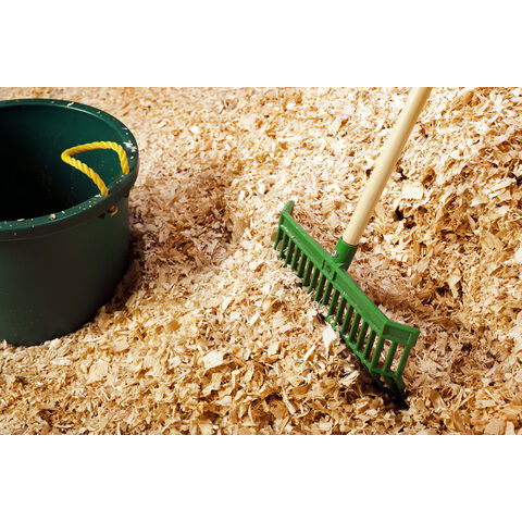 Pine Wood Shavings For Horse Bedding/pine Sawdust For Horse / Pine Wood ...