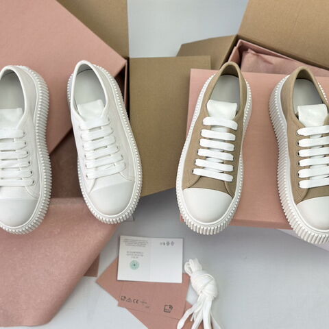 Tênis femininos respiráveis, personalizados, de alta qualidade, estilo fashion, sapatos casuais de lona para mulheres for sale at factory direct price