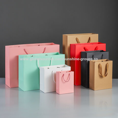 Sac en papier Kraft pour cadeaux, emballage de Noël, sac pour vêtements, logo d'impression personnalisé pour entreprises
