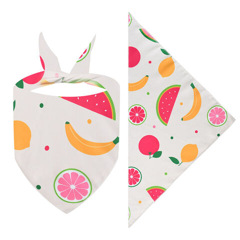 Vente chaude Serviette triangulaire pour animaux de compagnie mignonne de dessin animé Impression de polyester de fruits frais