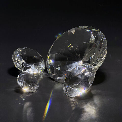 30MM 60MM 80mm 100mm 150mm Klarer Glas K9 Kristall Diamantförmiger Briefbeschwerer Geschliffenes Glas Display Ornament, Hochzeitstischdekoration for sale at factory direct price