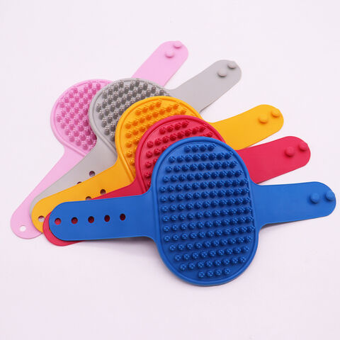 Brosses pour animaux de compagnie en TPR de haute qualité pour la vente en gros for sale at factory direct price
