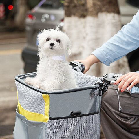 Vente en gros de paniers de vélo multifonctionnels portables pour chiens, sièges auto pliables pour animaux de compagnie, sacs à bandoulière en maille pour animaux de compagnie, fournitures pour chiens et chats
