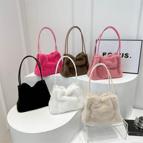 Großhandel Neue Mode Einfarbige Damen Plüsch Sling Rucksäcke Moderne Schlichte Damen Outdoor Tragbare Handtaschen Tragetaschen for sale at factory direct price