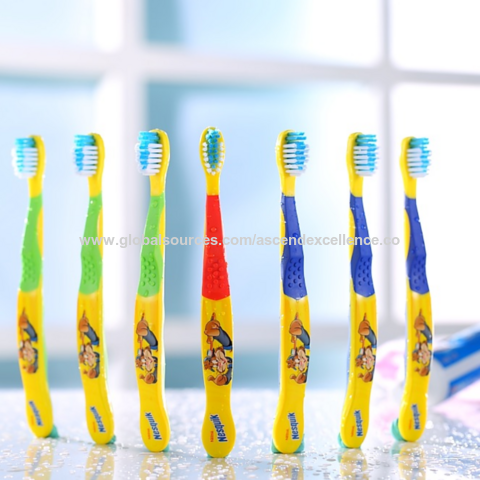 Fabricantes OEM de escovas de dentes para crianças, escova de dentes infantil macia com desenho animado for sale at factory direct price