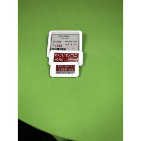 Las etiquetas electrónicas para estantes (ESL) son pantallas digitales que se pueden colocar en sus estantes o mostradores.