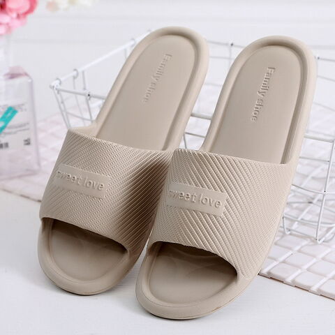 Zapatillas de verano para el hogar, suela blanda, antideslizantes, silenciosas, para interiores y baño for sale at factory direct price