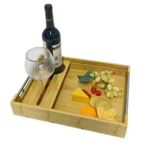Plateaux de service à vin modernes et personnalisés de grande taille et porte-verres Plateaux de service en bambou avec poignées en métal for sale at factory direct price