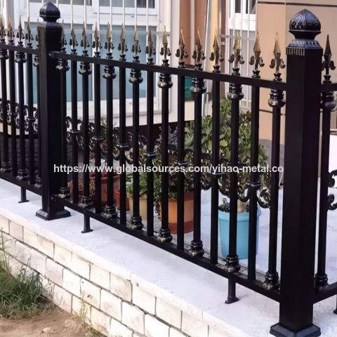 Valla de Privacidad para Jardín de Villa de Arte en Aluminio de Shanghái - Cobertizo de Aleación de Aluminio para Patio con Sustancia Pymaling de Madera Plástica para Exteriores