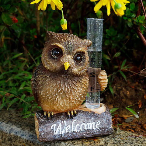 Precio de fábrica Medidores de lluvia de búho de poliresina, Estatua de jardín de búho de resina con un pluviómetro de plástico, Escultura de búho pintada a mano ODM/OEM for sale at factory direct price