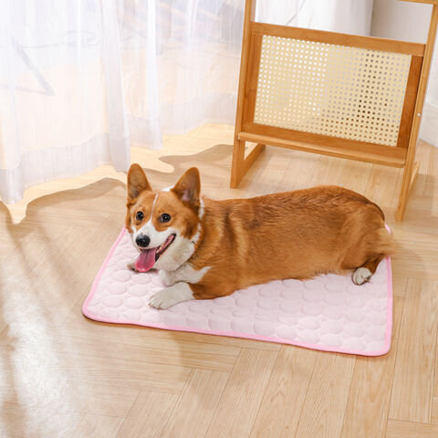 Alfombrilla de Enfriamiento y Colchoneta para el Verano - Absorción de Agua Superior, Materiales Seguros, Fácil de Transportar y Limpiar, Mantiene Fresco para Mascotas, Niños y Adultos for sale at factory direct price