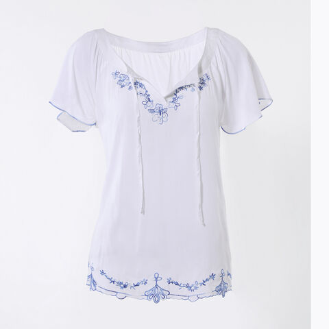 Blusa de viscose bordada de manga curta CynoLux OEM para mulheres no atacado, gola aberta com borlas, bainha de bebê nos punhos, blusas for sale at factory direct price