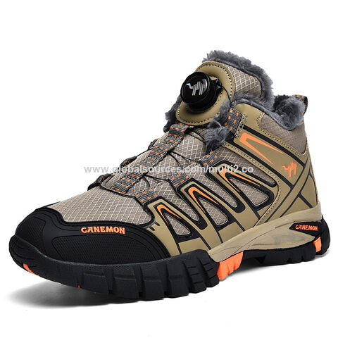 Sepatu bot salju pria model high-top outdoor, sepatu bot musim dingin baru, ukuran besar empuk, sol tebal, sepatu hiking, sepatu katun hangat for sale at factory direct price