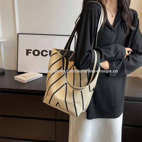 Nordic niche wave pattern shoulder bag large capacity tote bag fine woven open shoulder bag commuter bucket bag for women