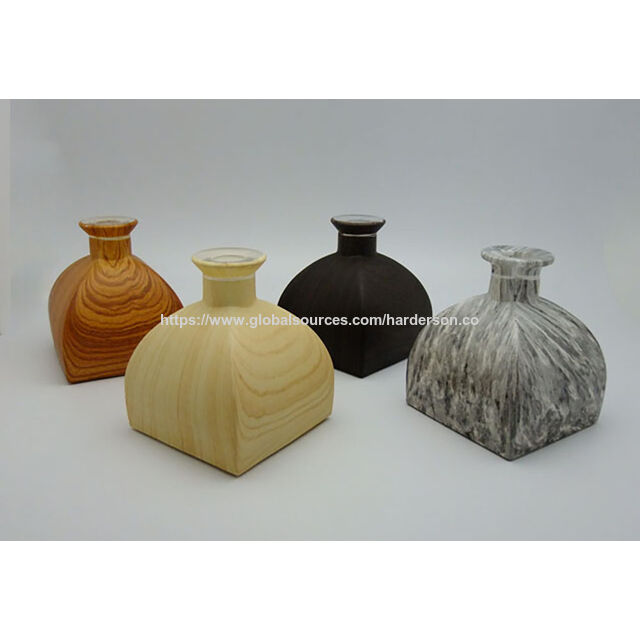 Botella difusora de vidrio Harderson de 230 ml al por mayor con varillas difusoras de aroma for sale at factory direct price