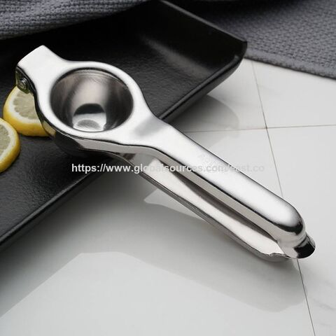 Exprimidor de Limón de Acero Inoxidable Plateado con Mango, Exprimidor Manual, Clip de Limón de Acero Inoxidable para Limón y Lima for sale at factory direct price