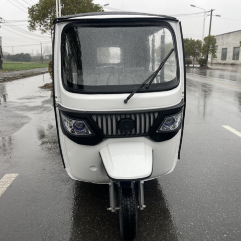Tricycle Électrique Motorisé pour Adultes, E-rickshaw Tuk Tuk pour 6 Passagers - Idéal pour le Transport de Personnes for sale at factory direct price