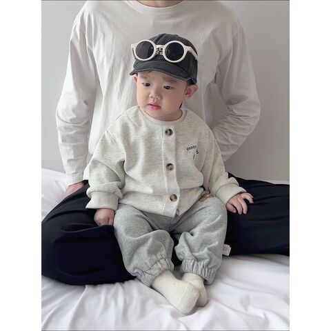 Nouveaux vêtements pour enfants, vestes décontractées et simples pour nourrissons et jeunes enfants, petits cardigans à la mode et polyvalents en gros