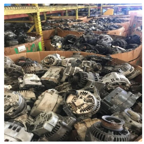 Große Mengen an gebrauchten Lichtmaschinen- und Anlasser-Schrott zu verkaufen, ULTIMATE SCRAP AND RECYCLE for sale at factory direct price