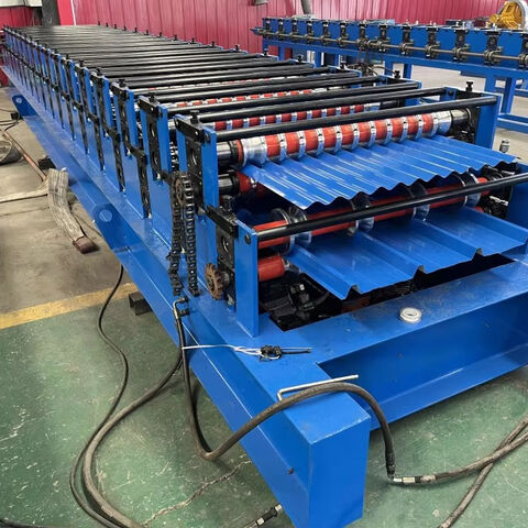Tuiles de Toit/Sol ou Mur en Acier, Pompe à Engrenages Essentielle avec Rouleau, Machine de Profilage de Tôle Ondulée de Haute Qualité en Gros for sale at factory direct price