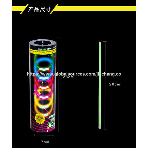 Disposable glow sticks with connectors to make wristbands. Colorful glow sticks to cheer for the concert glow sticks