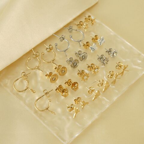 Boucles d'oreilles en acier inoxydable en gros avec faible MOQ, boucles d'oreilles à clous personnalisées et tendance plaquées or 18 carats pour femmes, personnalisation OEM/ODM