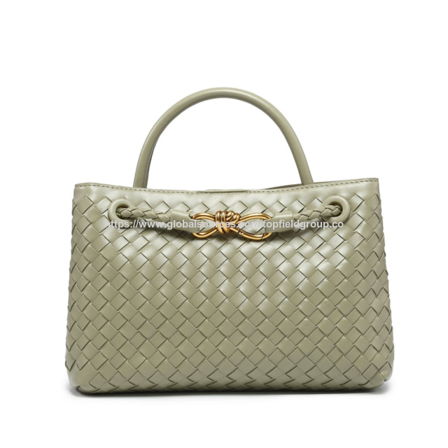 Nouveaux sacs à main tissés 2025, sacs à bandoulière en crochet tressé en cuir PU très demandés, sacs à main à bandoulière en crochet pour femmes, sacs fourre-tout décontractés for sale at factory direct price