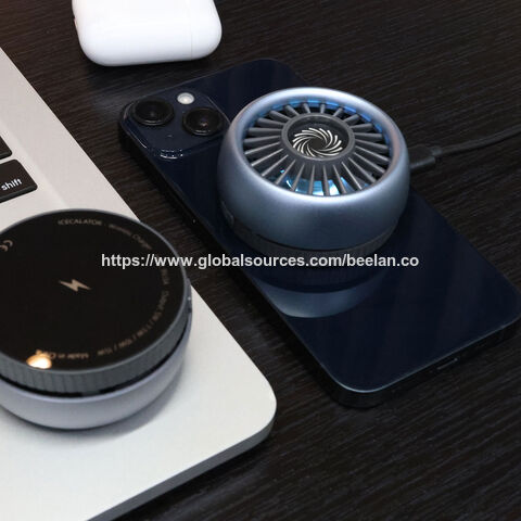 Nouveau style Fabricant a lancé un refroidisseur de ventilateur de refroidissement 15w refroidisseur magnétique sans fil pour i Phone 16 15 14