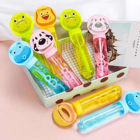 Varinha de bolhas de brinquedo infantil, espada ocidental, jogo interativo ao ar livre, refil de líquido para meninas e meninos, água de bolha for sale at factory direct price