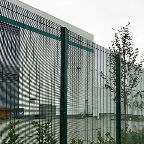 358 Anti-climb High Security Welded Wire Mesh Fence And Door With Wheel ...