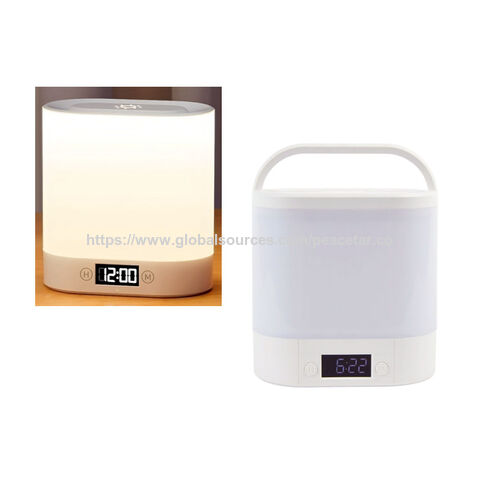 مصباح ليلي LED محمول قابل لإعادة الشحن من النوع C مع ساعة رقمية مدمجة for sale at factory direct price