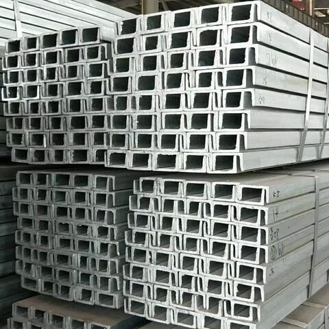 Precio de fábrica Perfil de canal de acero con viga en U de carbono 2x4 Canal de acero en C para la construcción for sale at factory direct price