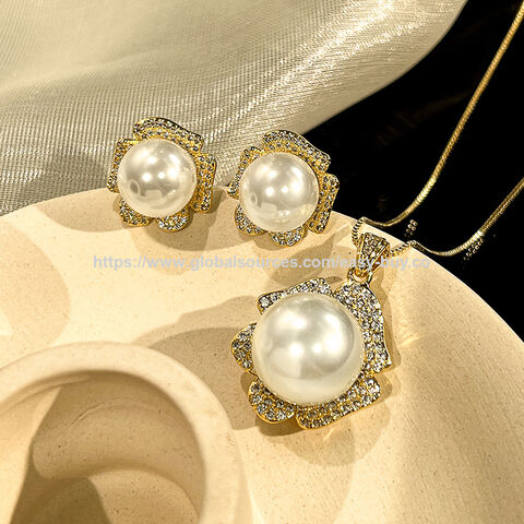 Conjuntos de joias de pérolas de imitação, colar de pérolas, brincos de agulha de prata, joias, pingente de pérola branca australiana feminina, brincos de tarracha for sale at factory direct price