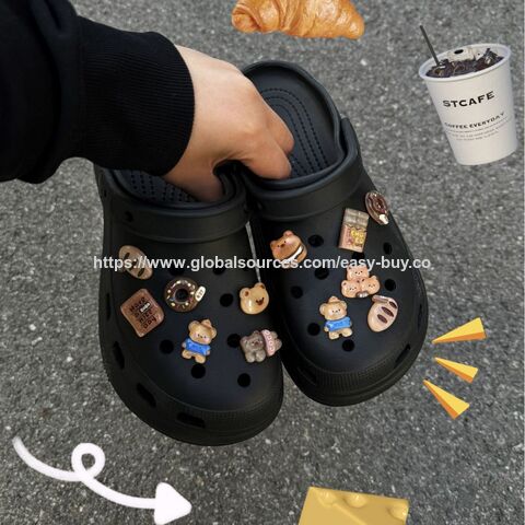 Hebillas para zapatos, accesorios, hebillas de flores para zapatos, Zhibixing Bear Bread, estilo idéntico, zapatos de jardín de dibujos animados lindos for sale at factory direct price