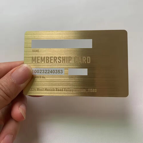 بطاقة عضوية VIP معدنية محفورة حسب الطلب، بطاقة هدايا معدنية ذهبية فاخرة من الفولاذ المقاوم للصدأ مع شريط توقيع للأعمال for sale at factory direct price