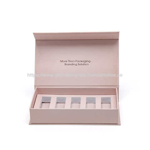 Caixa de cartão com fecho magnético e bandeja interna personalizada para embalagem de presente de tubo de batom for sale at factory direct price